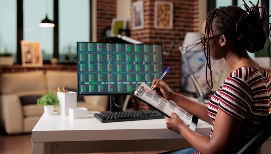 woman in front of computer