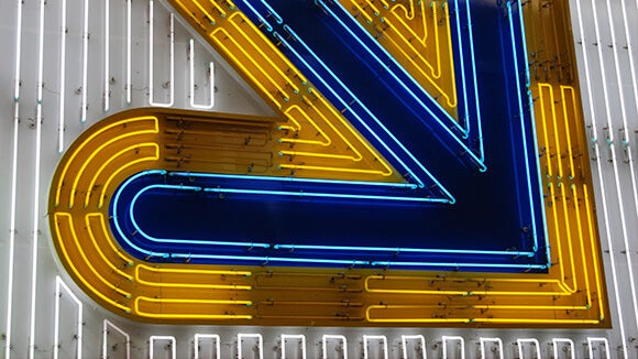 gold-blue-arrow gold-blue-arrow